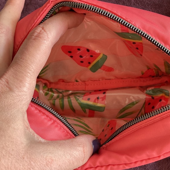 LUG MINI BOLT NWT Watermelon - Picture 3 of 5